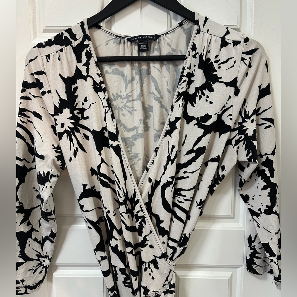 Banana Republic Jersey Stretch Wrap Around Dress | Size M
